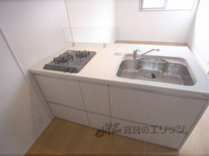 ラ・グレイス下鴨102のキッチン