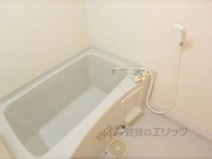 ジュネス堅田409の風呂