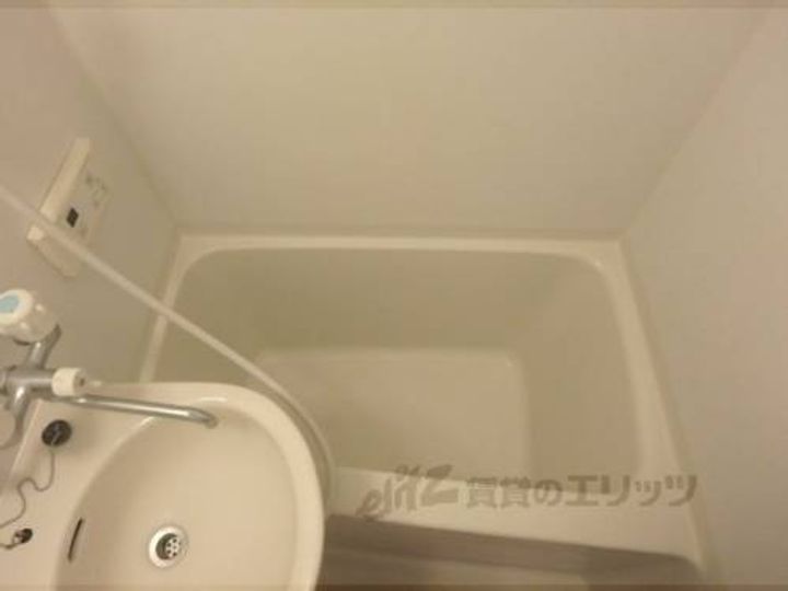 レジデンスさがの101の風呂