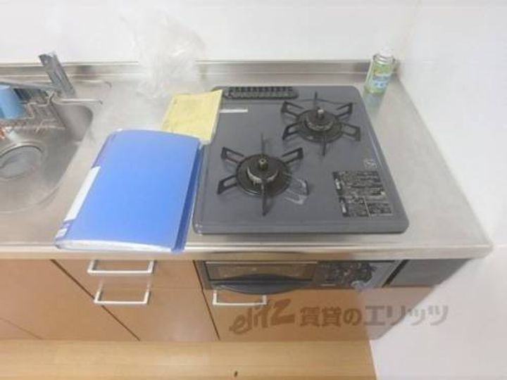 レジデンスさがの101のキッチン