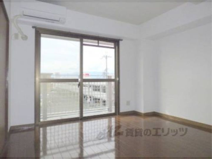 旭ビル301の寝室