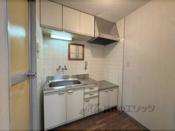 ラピスヤン東野302のキッチン
