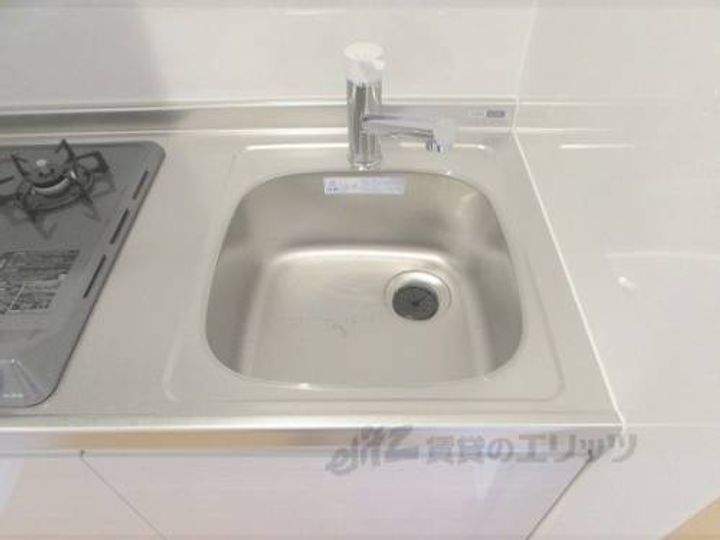 ドエル北白川103のキッチン