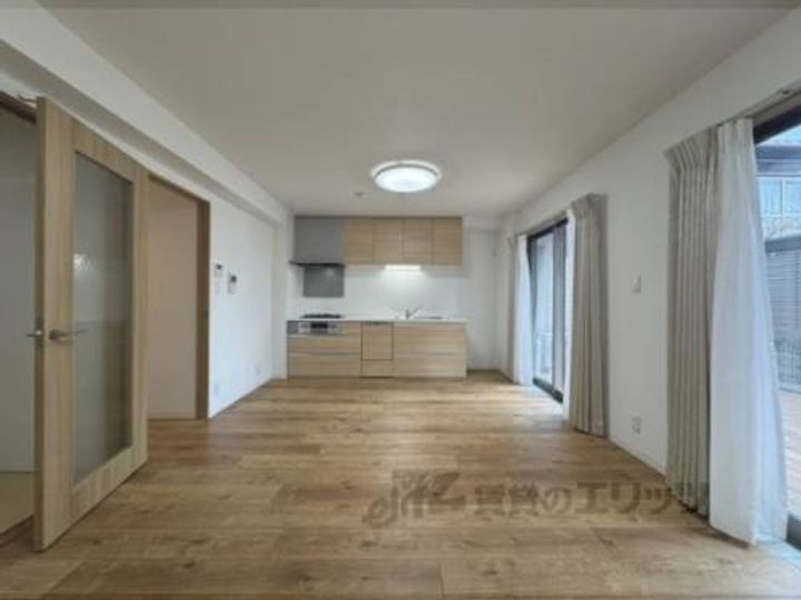 LOTUS GRANDE MARUTAMACHI101の寝室