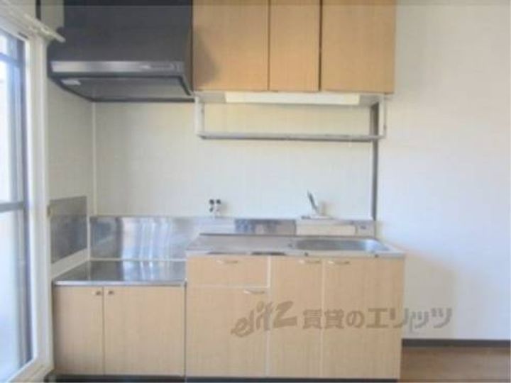 セレッソ甲西A号館402のキッチン