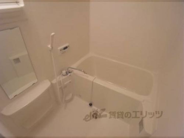 メゾン水無月106の風呂