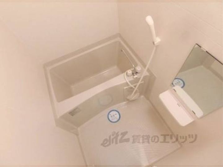 アークリード北野白梅町403の風呂