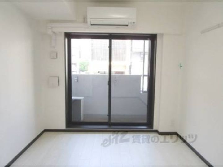 「ベラジオ堀川今出川Ⅱ」の寝室