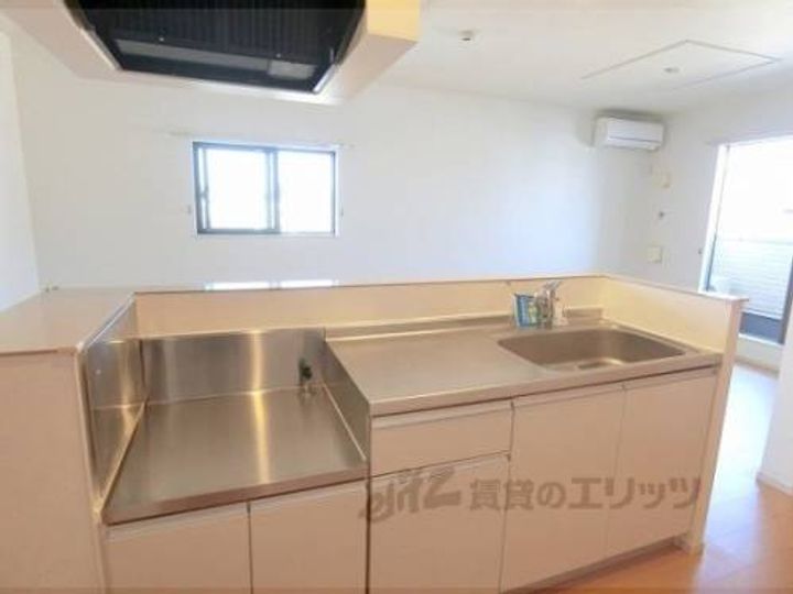 パインビレッジビオーラ204のキッチン