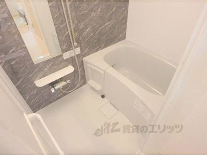 パラッツオ城陽の風呂