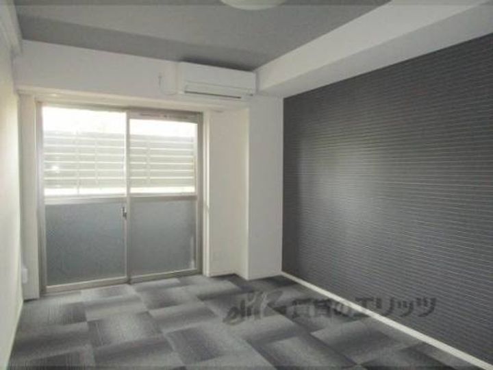 フラッティ京都十条505の寝室