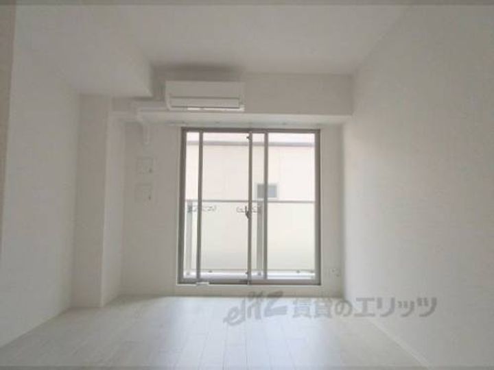 エスプレイス京都RAKUNANの寝室