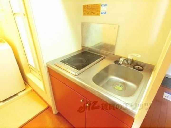 レオパレス妙法寺203のキッチン