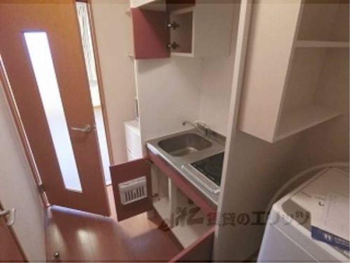 レオパレスジュネス桂102のキッチン