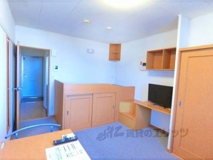 レオパレスかじや101の寝室