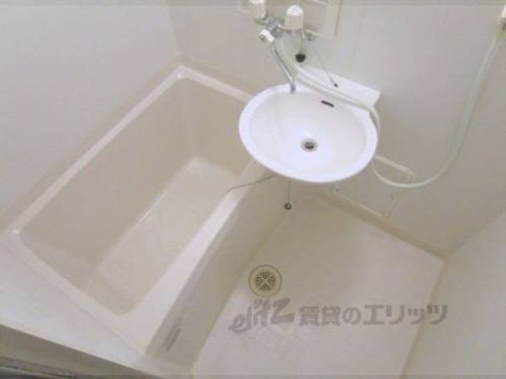 レオパレスメゾンアジュール208の風呂