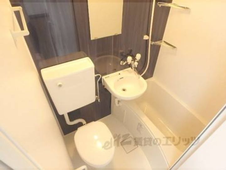 メイフラワー三条ありすがわ101の風呂