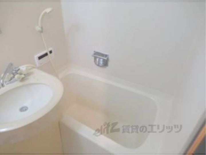 フェルティシャトー滋賀水口の風呂