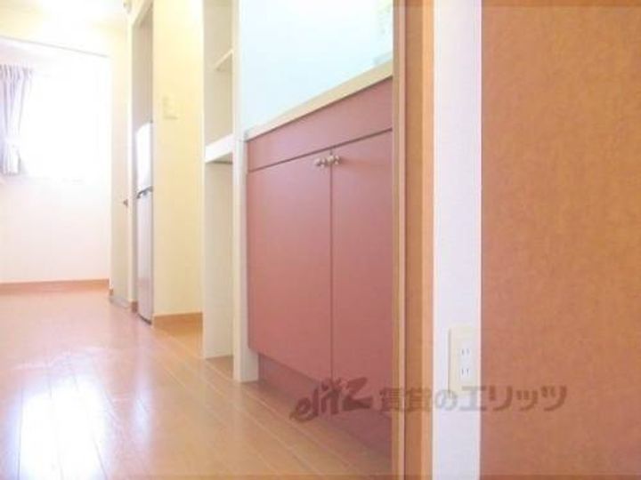 レオパレススタジオM日野207のキッチン