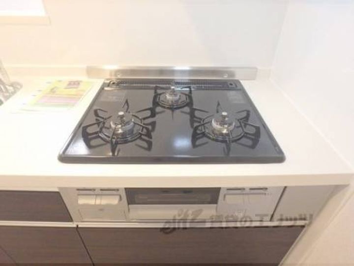 シャーメゾン丸の内301のキッチン