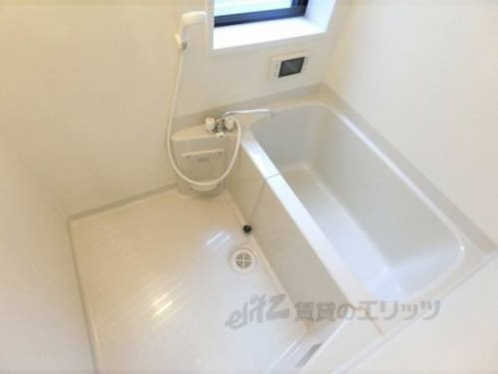 ヴィラコート烏丸七条206の風呂