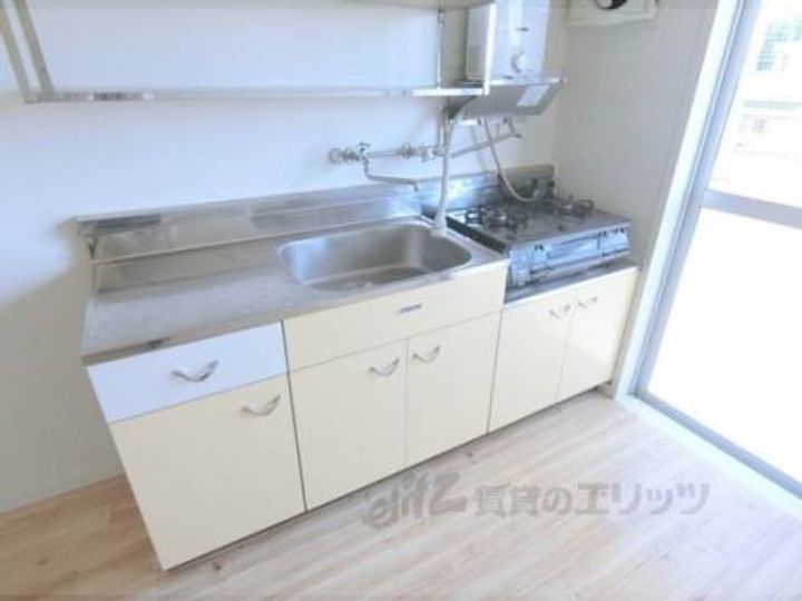 ビレッジハウス外町2-108のキッチン