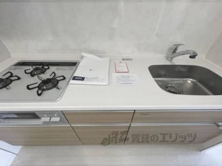 ラ・プリュスのキッチン