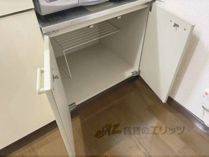 ライフステージ広瀬安岡?205のキッチン