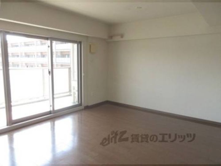 ライオンズ大津中央13Fの玄関