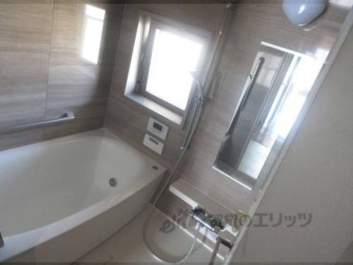 ライオンズ大津中央13Fの風呂