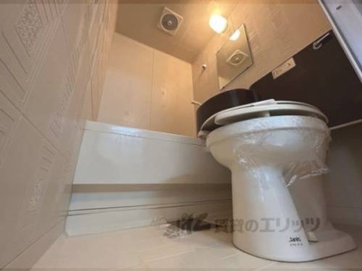 スタンドアップ本町304の風呂