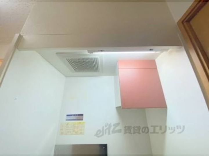 レオパレスめい203のキッチン