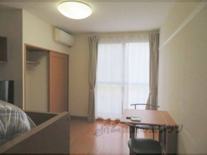 レオパレスサニーヒル107の寝室