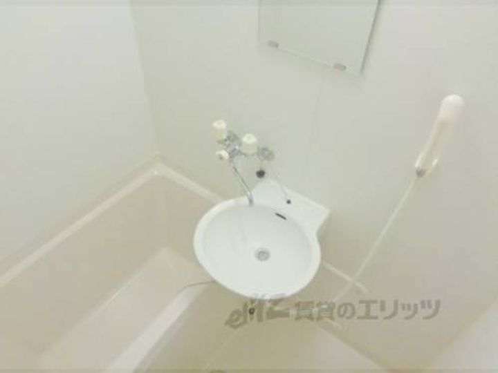 レオパレスソーレステラ103の風呂