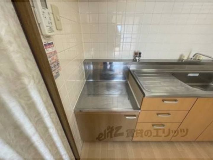 グランパル佐保のキッチン