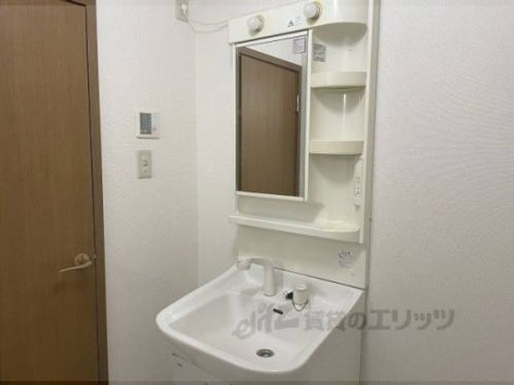 コンド・クラタニ202のその他画像