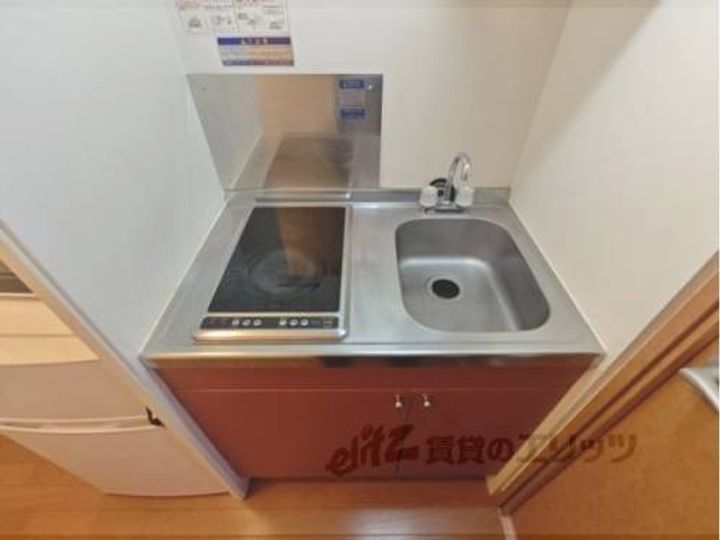 レオパレスサクセス201のキッチン