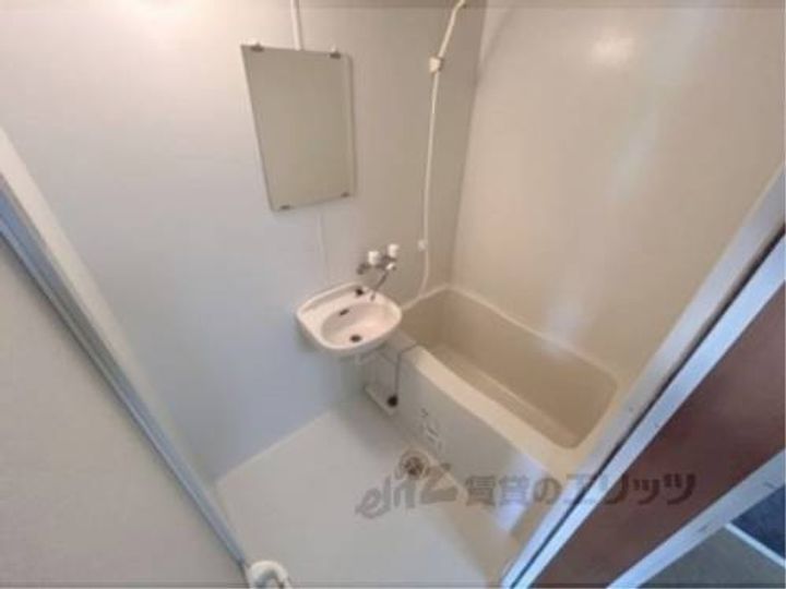 ビクトワール桜井210の風呂