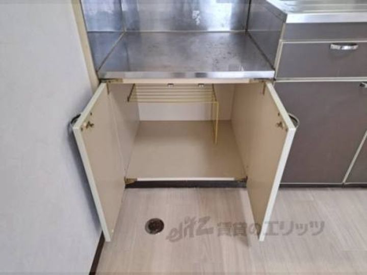 ビクトワール桜井301のキッチン