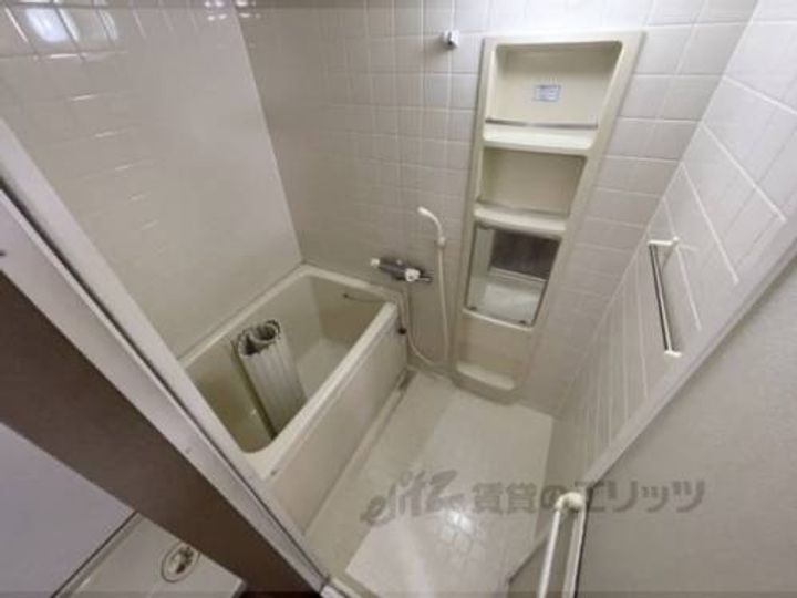 フローラルコート?番館303の風呂