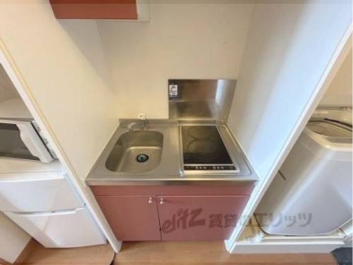 レオパレスシルフィード209のキッチン