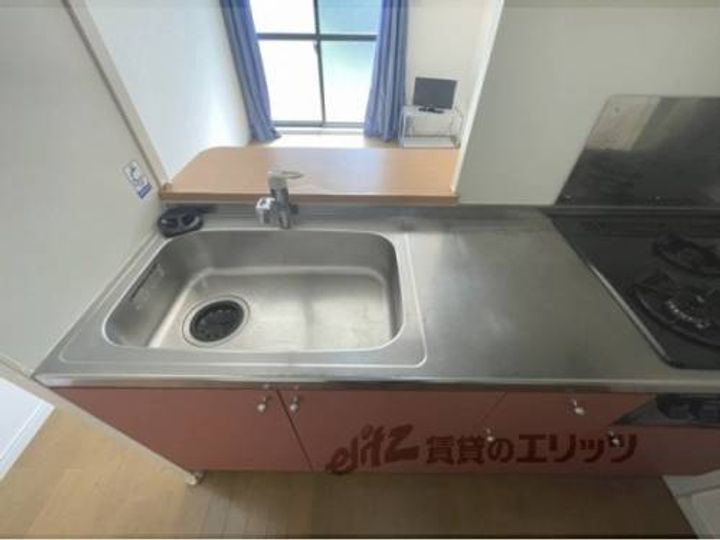 レオパレス上中103のキッチン