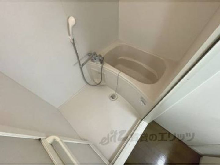 レオパレス上中103の風呂