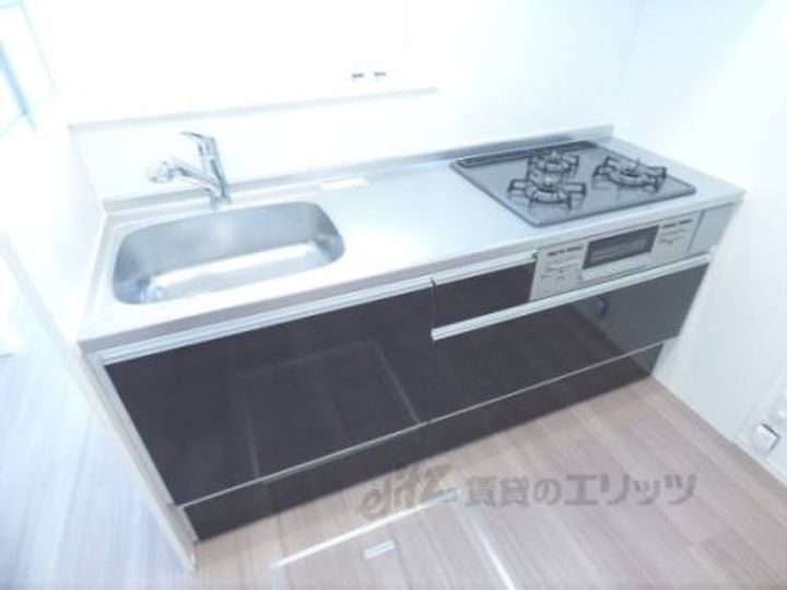 プラートコート今津105のキッチン