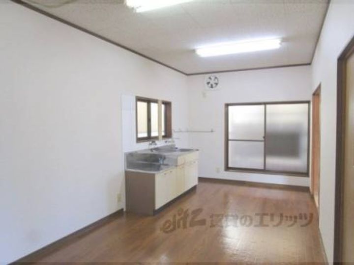 京都府長岡京市今里3丁目(一戸建)の賃貸物件貸家の玄関