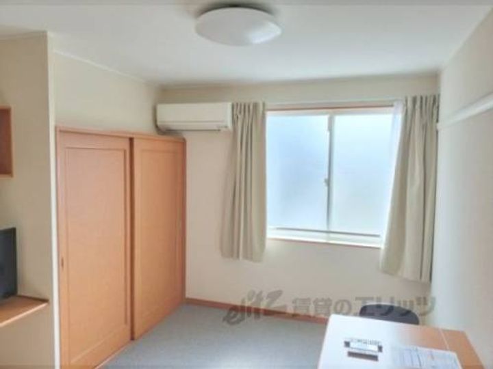 レオパレスビクトアール法隆寺106の寝室