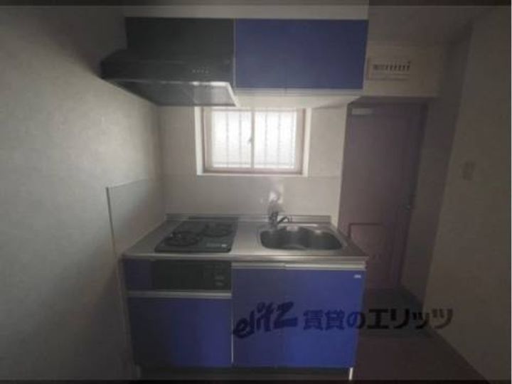 サントピア308のキッチン