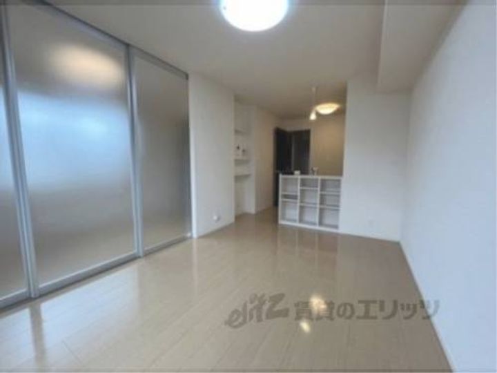 ミランジュエル203の玄関