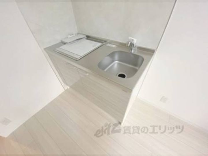 JOB-?号館102のキッチン