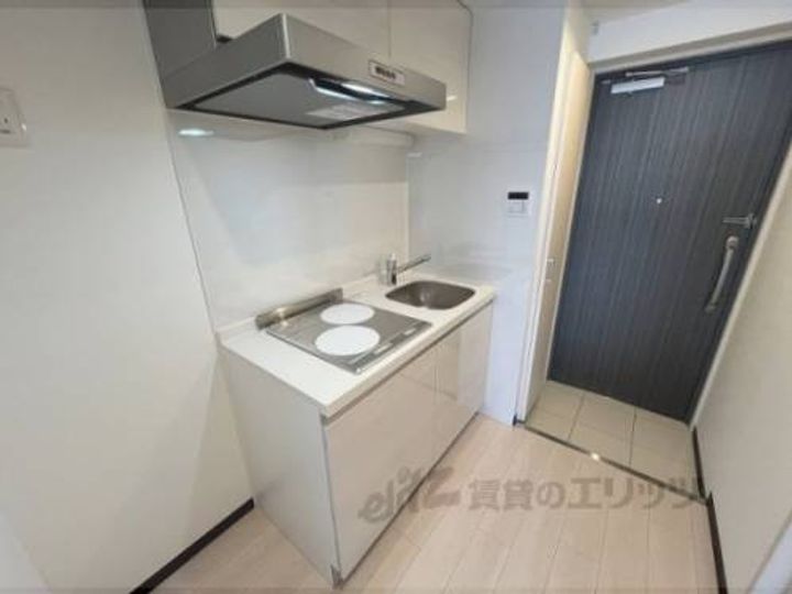 ヴィラージュ西京極204のキッチン